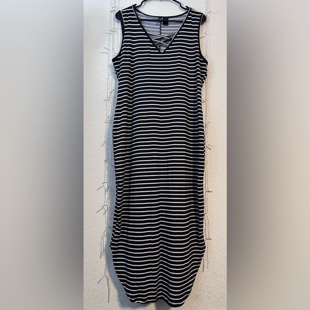 Striped Black and White Sleeveless Dress
